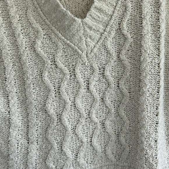 Pink Rose super soft polyester Vneck cropped vest Size Small - Picture 2 of 5